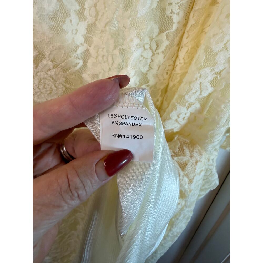 NWOT - Velzera Ivory Lace Dress - 3XL - Picture 5 of 8